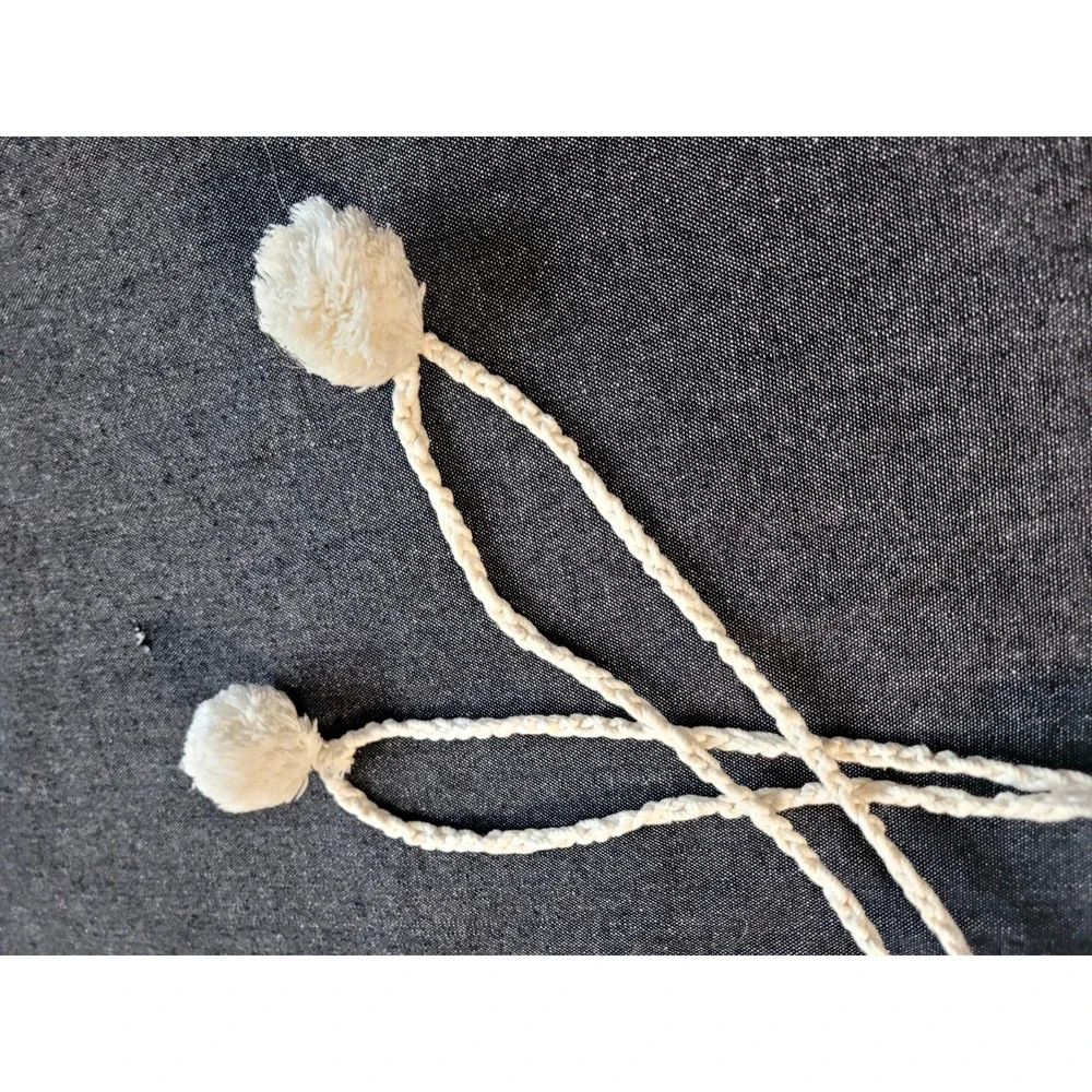 Vintage 60s 70s Boho Crocheted‎ Knit White Shoulder Bag Drawstring Pouch
